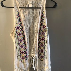 Day Trip Vest with Fringe Bottom